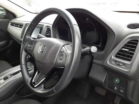 HONDA VEZEL X 2015