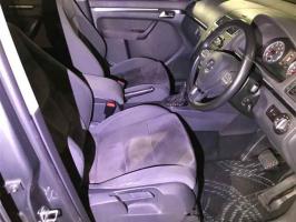 VOLKSWAGEN TOURAN TSI HIGH LINE 2011