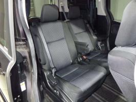 TOYOTA VOXY ZS 4WD 2014