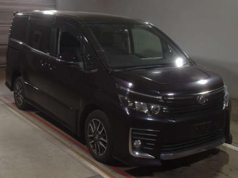 TOYOTA VOXY ZS 4WD 2014
