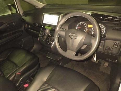 TOYOTA WISH 4WD 1.8X 2012