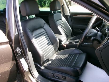 VOLKSWAGEN PASSAT TSI HIGH LINE 2017