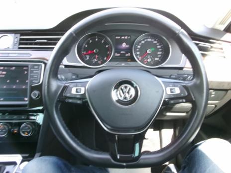 VOLKSWAGEN PASSAT TSI HIGH LINE 2017