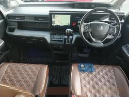 HONDA STEPWGN SPADA 2015
