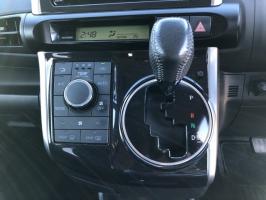 TOYOTA WISH 1.8S 2012