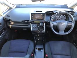 TOYOTA WISH 1.8S 2012