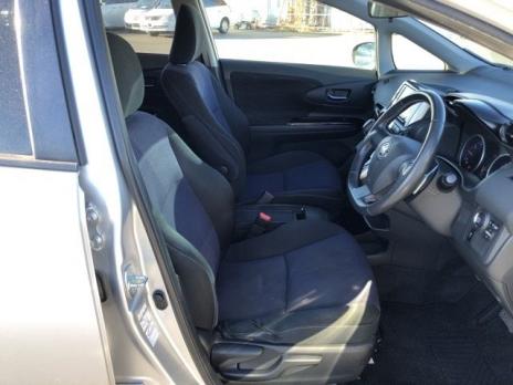 TOYOTA WISH 1.8S 2012