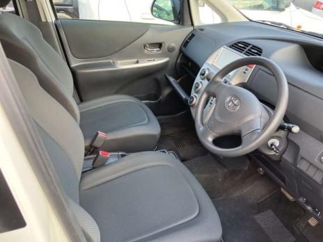 TOYOTA RACTIS X HID SELECTION 2009