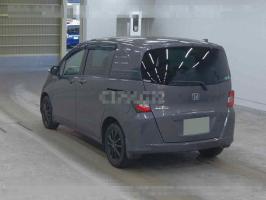HONDA FREED SPIKE G JUST SELECTION 2013