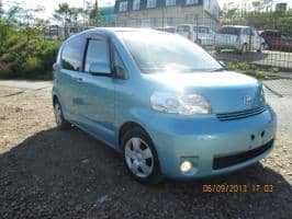 TOYOTA PORTE 2009