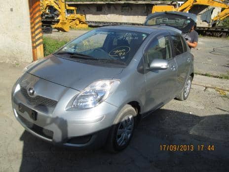 TOYOTA VITZ 2009