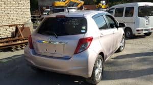 TOYOTA VITZ 2012