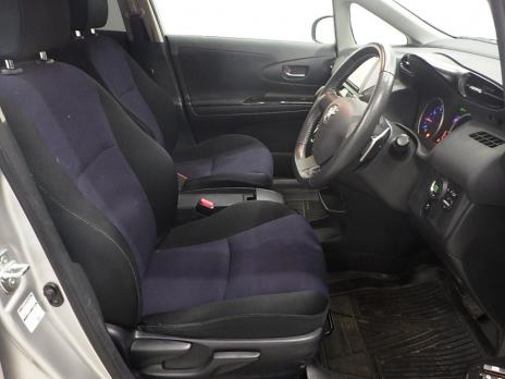 TOYOTA WISH 1.8S 2013