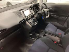 TOYOTA WISH 1.8S 2012