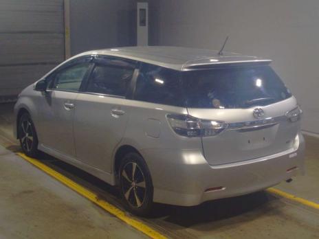 TOYOTA WISH 1.8S 2012