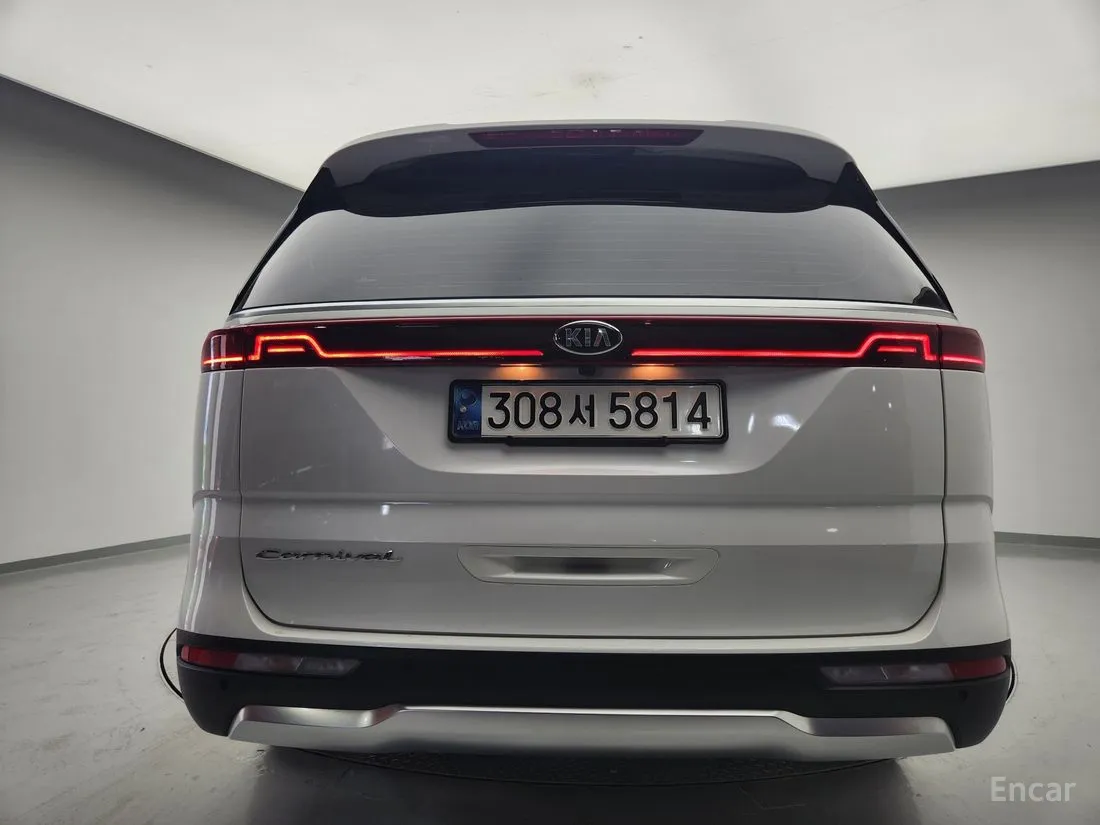 KIA CARNIVAL 4TH GENERATION 9 SEATER NOBLESSE 2021