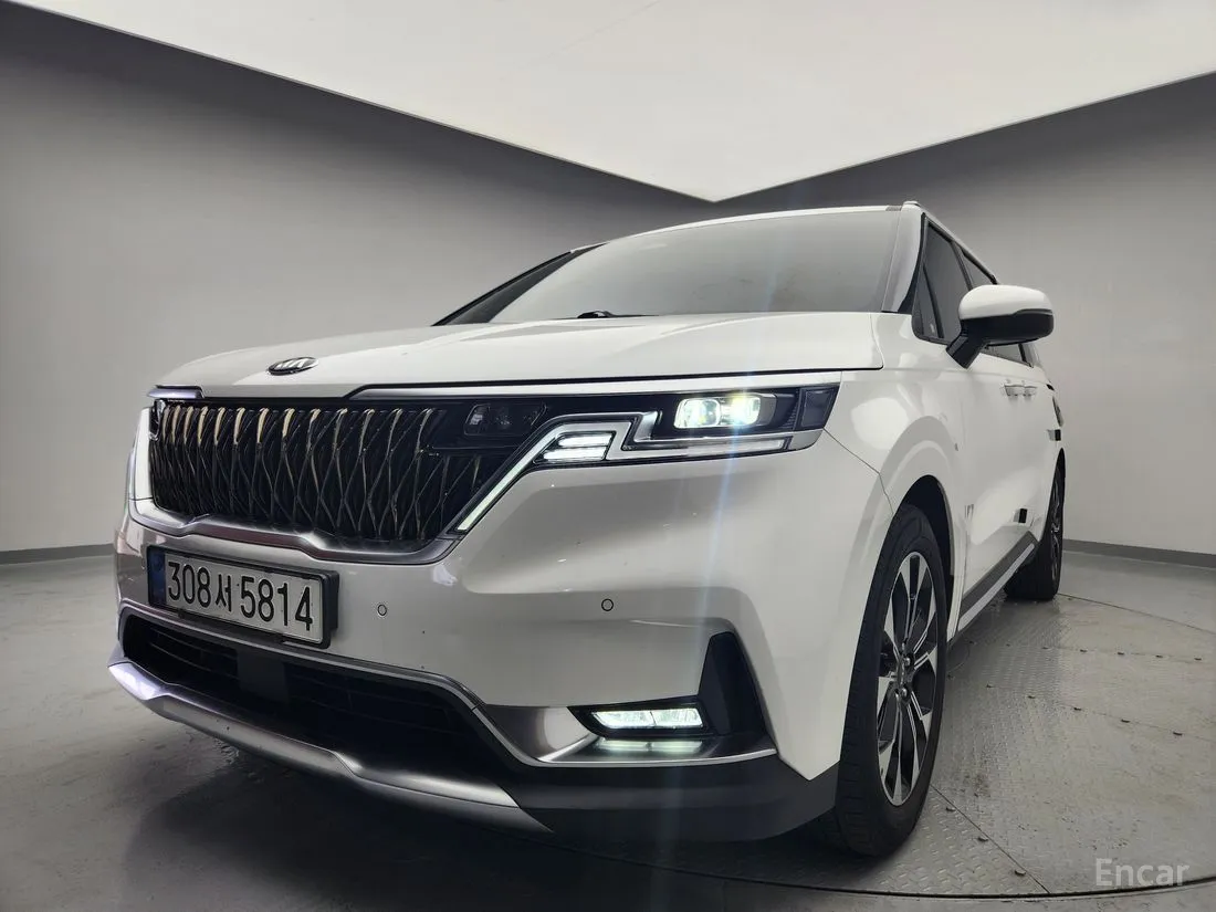 KIA CARNIVAL 4TH GENERATION 9 SEATER NOBLESSE 2021