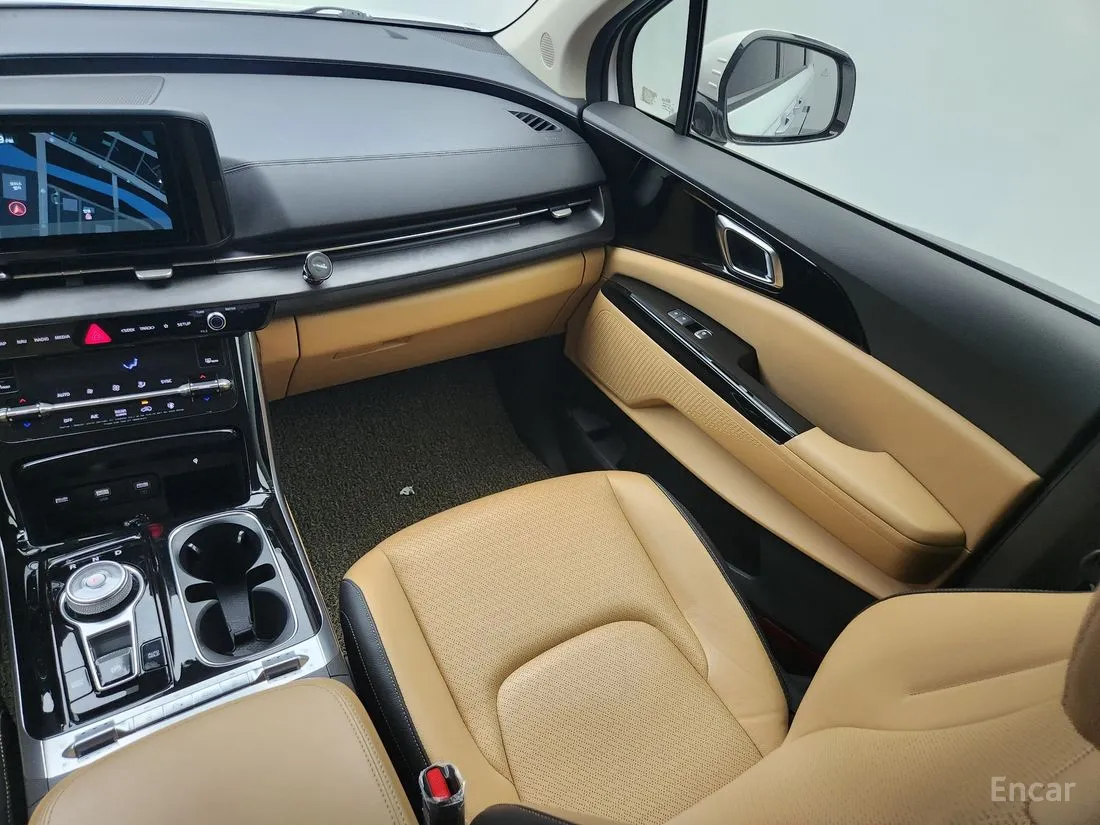 KIA CARNIVAL 4TH GENERATION 9 SEATER NOBLESSE 2021