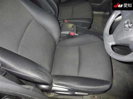 TOYOTA WISH 1.8S 2012