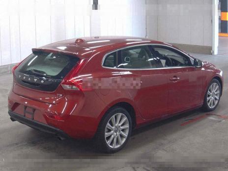 VOLVO V40 T3 SE 2016