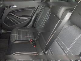 MERCEDES-BENZ GLA-Class GLA180