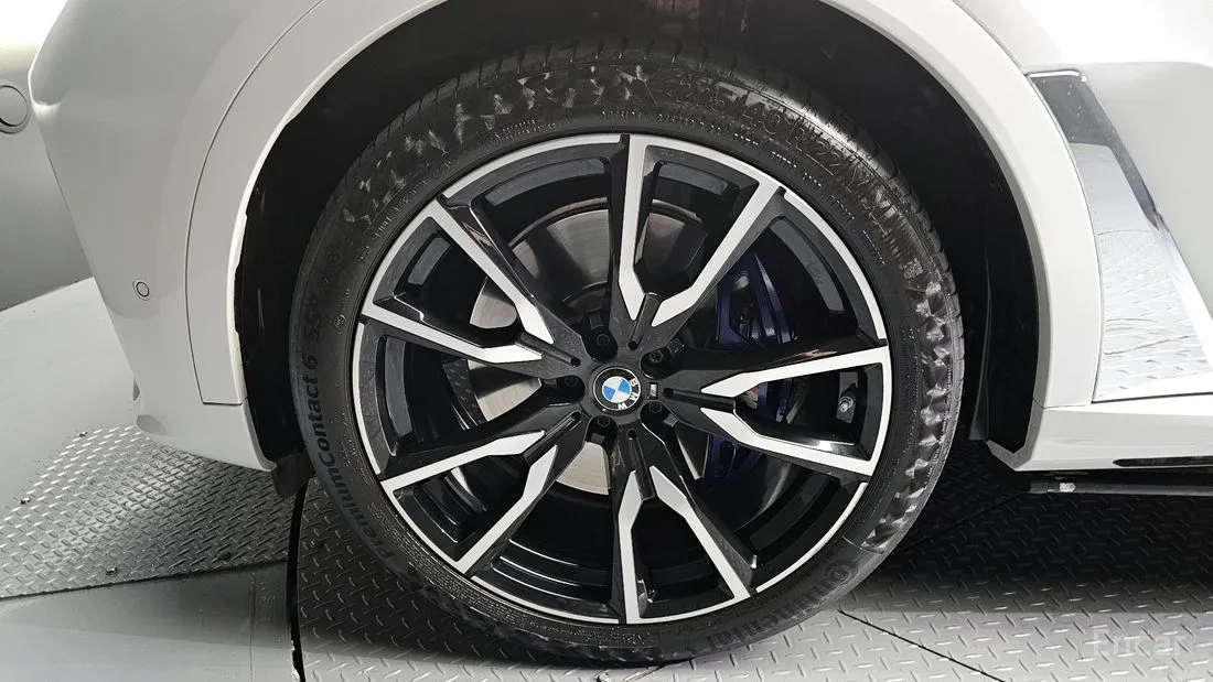 BMW X7 xDrive 40d M SPORT 2021