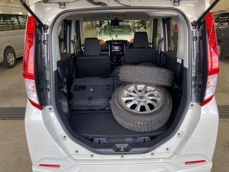 TOYOTA ROOMY CUSTOM G 4WD 2020