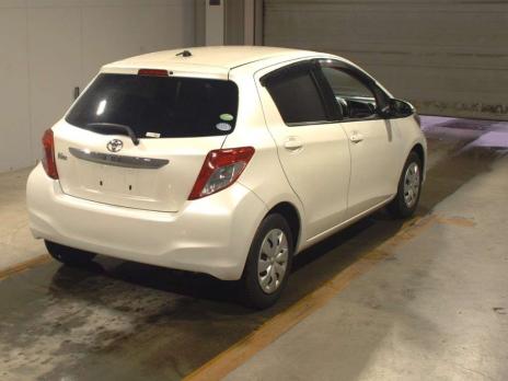 TOYOTA VITZ F SMILE EDITION 2012