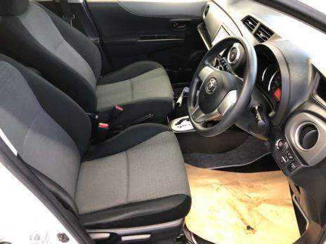 TOYOTA VITZ F SMILE EDITION 2012