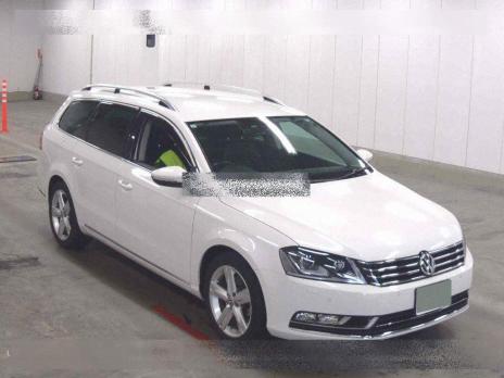 VOLKSWAGEN PASSAT VARIANT TSI HIGH LINE 2013