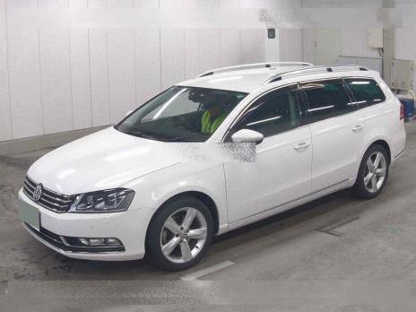VOLKSWAGEN PASSAT VARIANT TSI HIGH LINE 2013