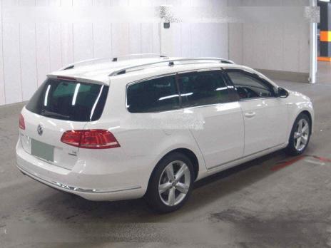 VOLKSWAGEN PASSAT VARIANT TSI HIGH LINE 2013