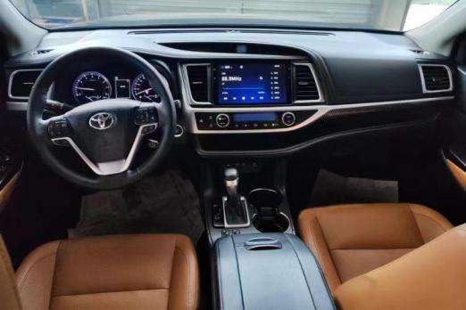 TOYOTA HIGHLANDER 2.0 AT PREMIUM 4WD 2021