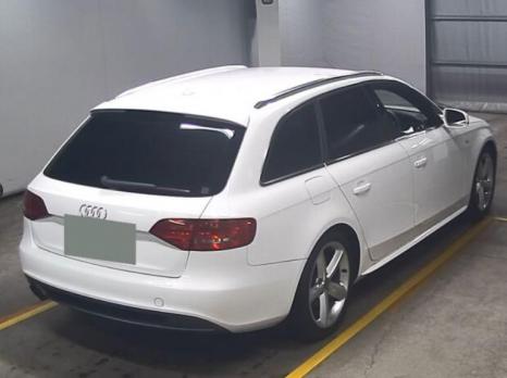 AUDI A4 AVANTE 1.8TFSI S LINE PACKAGE 2009