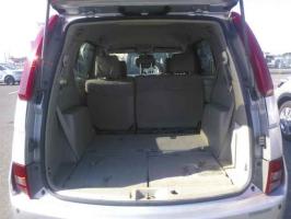 TOYOTA ISIS L G EDITION 2010