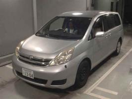 TOYOTA ISIS L G EDITION 2010