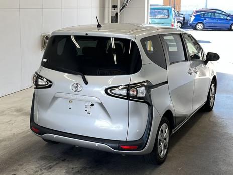 TOYOTA SIENTA X 2022
