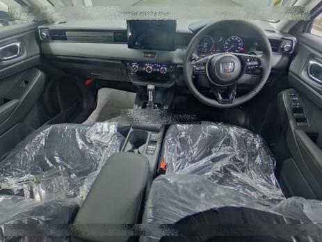 HONDA VEZEL 1.5 G 4WD 2025