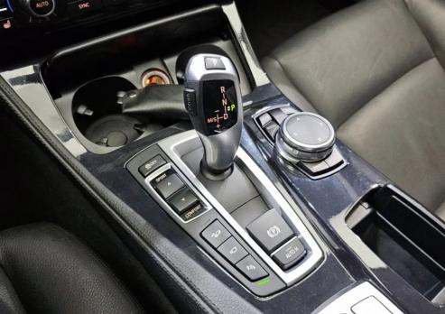 BMW 5 SERIES 520D XDRIVE M AERODYNAMIC 2016