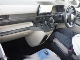HONDA STEPWGN 1.5 AIR 8 SEATER 2022