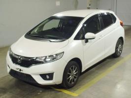 HONDA FIT 13G F PACKAGE 4WD 2016