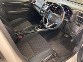 HONDA FIT 13G F PACKAGE 4WD 2016