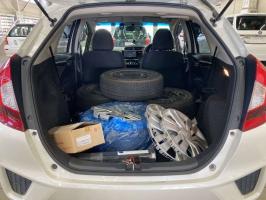 HONDA FIT 13G F PACKAGE 4WD 2016