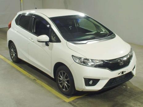 HONDA FIT 13G F PACKAGE 4WD 2016