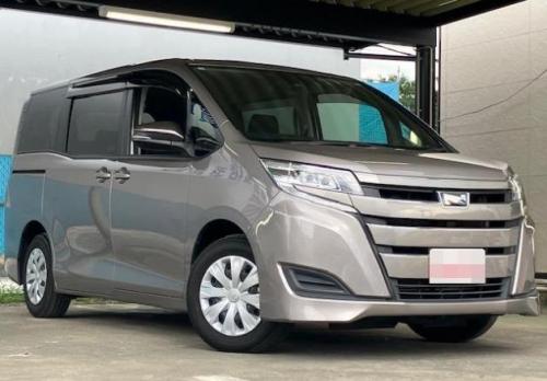 TOYOTA NOAH X 4WD 2020