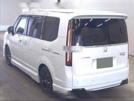 HONDA STEPWGN SPADA PREMIUM LINE 4WD 2022