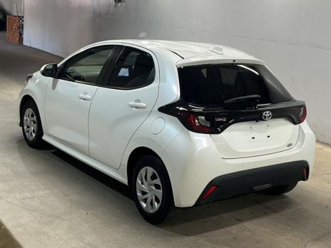 TOYOTA YARIS X 2021