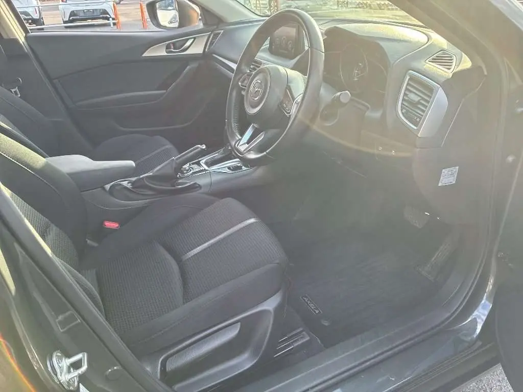 MAZDA AXELA SPORT 15S 2016