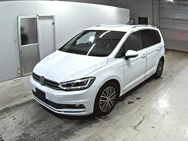 VOLKSWAGEN GOLF TOURAN 2017