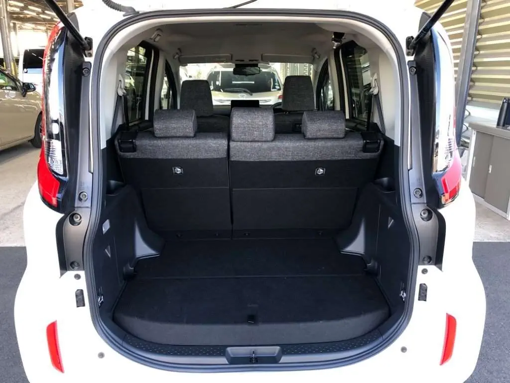 TOYOTA SIENTA Z 2023